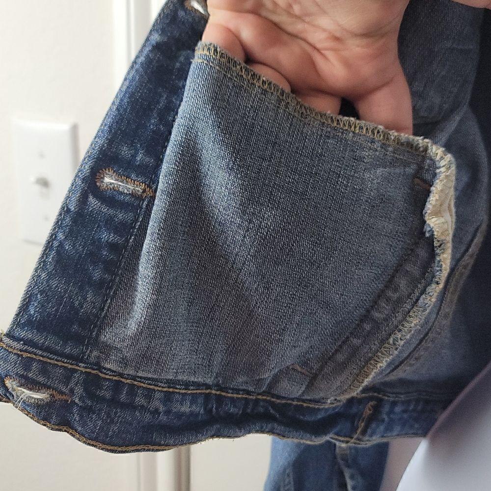 VINTAGE LEVI Trucker Denim Jacket - Picture 10 of 12